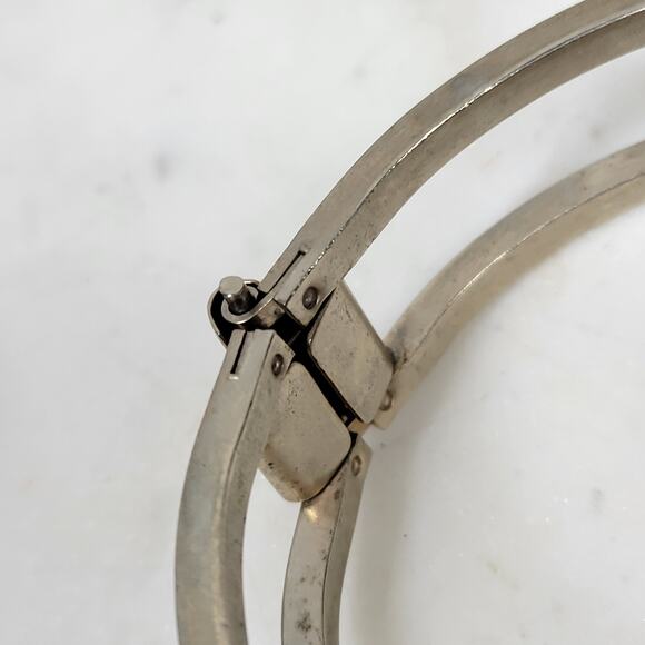 Vintage Garnet Rhinestones Cuff Bracelet Silver Tone Spring Hinged Closure - Picture 11 of 15